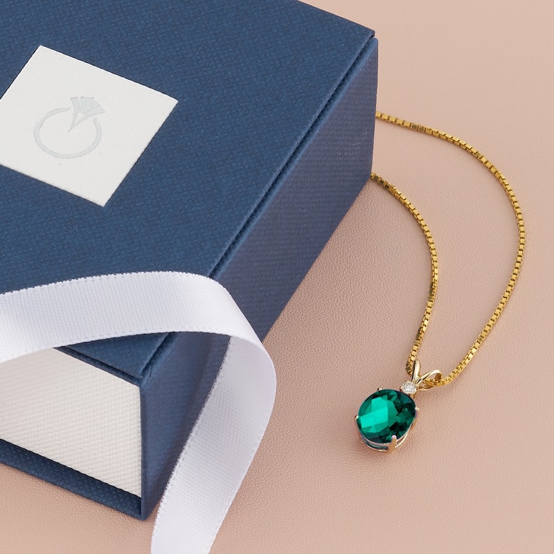 14k Yellow Gold Oval Shape 2.50 cts Created Emerald Diamond Pendant