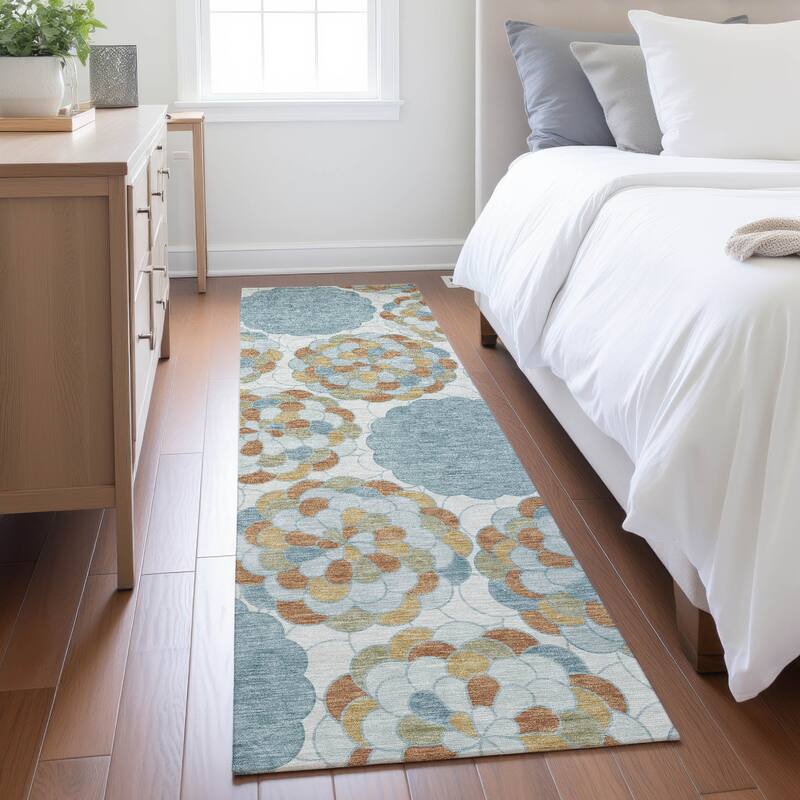 Machine Washable Indoor/ Outdoor Mosaic Cluster Chantille Rug