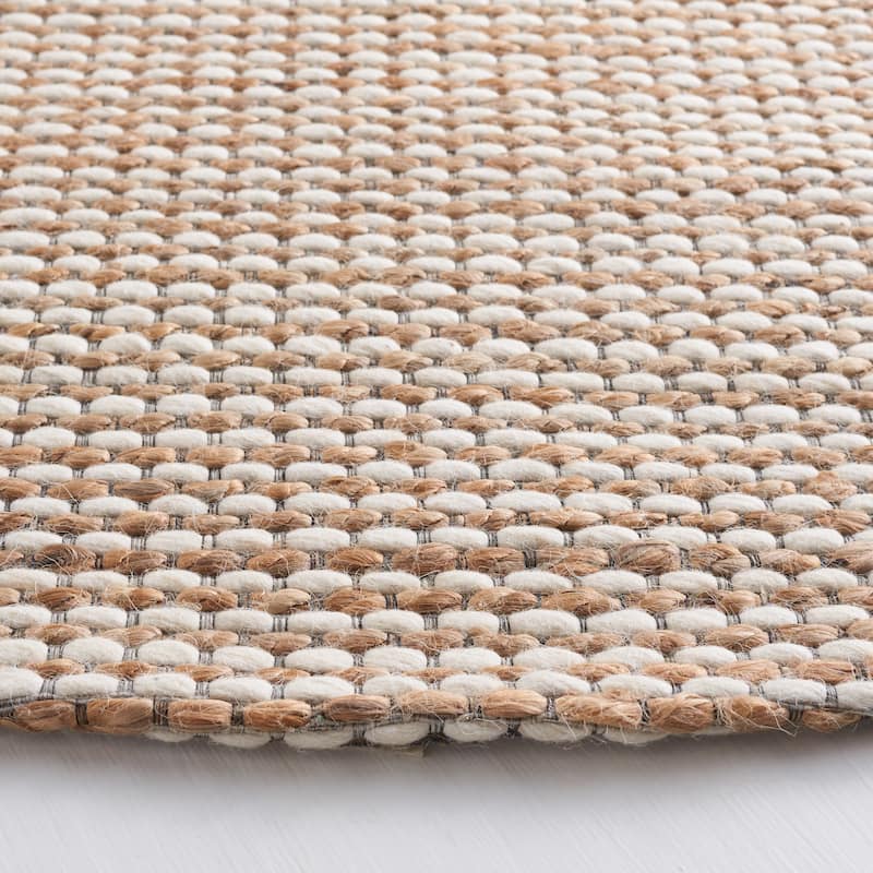 SAFAVIEH Handmade Natural Fiber Yareli Jute & Wool Rug..