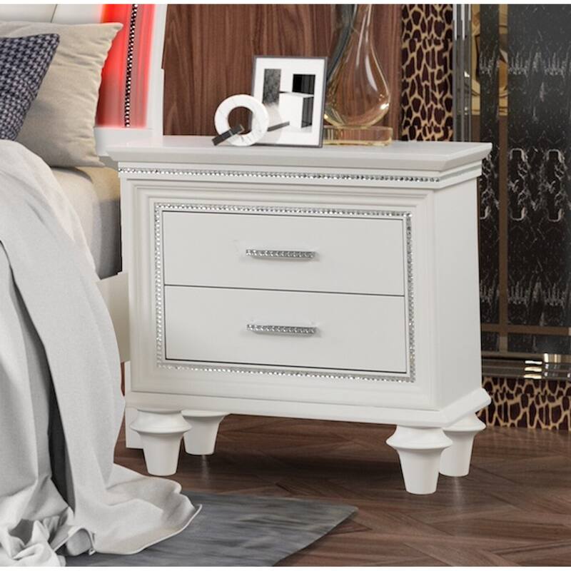 Rosie Bedroom Set with LED lighting