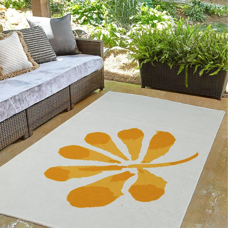 Petals Spring Chenille Indoor/Outdoor Rug