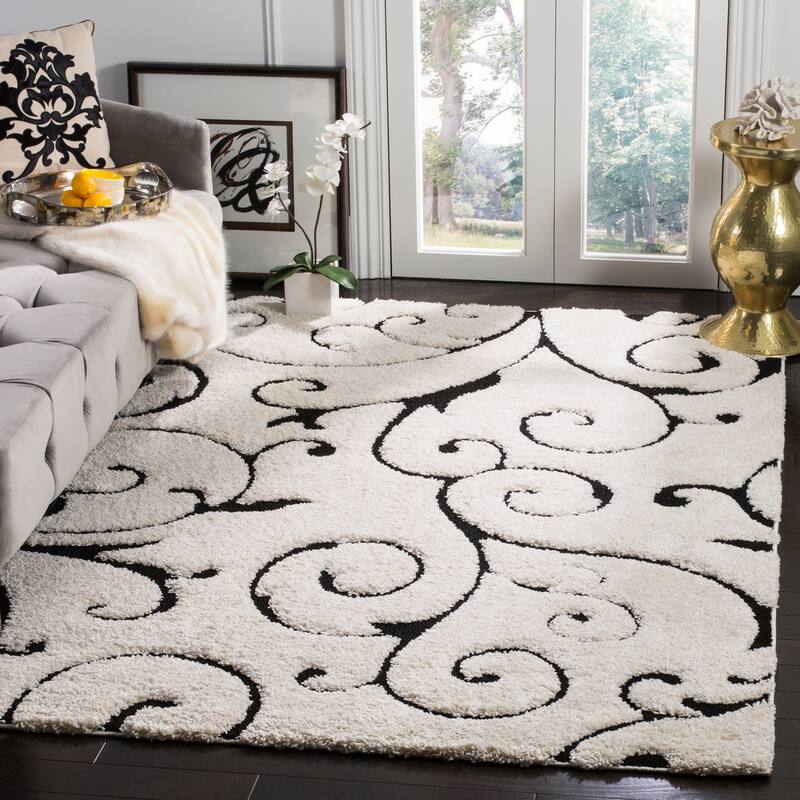 SAFAVIEH Florida Shag Shahin Scroll 1.2-inch Thick Textured Rug - 4' x 6' - Ivory/Black