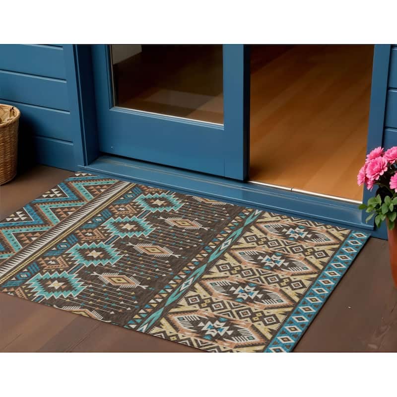 HomeRoots Aztec Transitional Rectangle Outdoor Rug - 3' x 5'