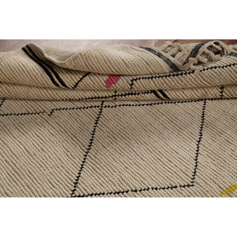 Beige / Ivory Moroccan Area Rug Hand-Knotted Wool Carpet - 6'0"x 9'7"