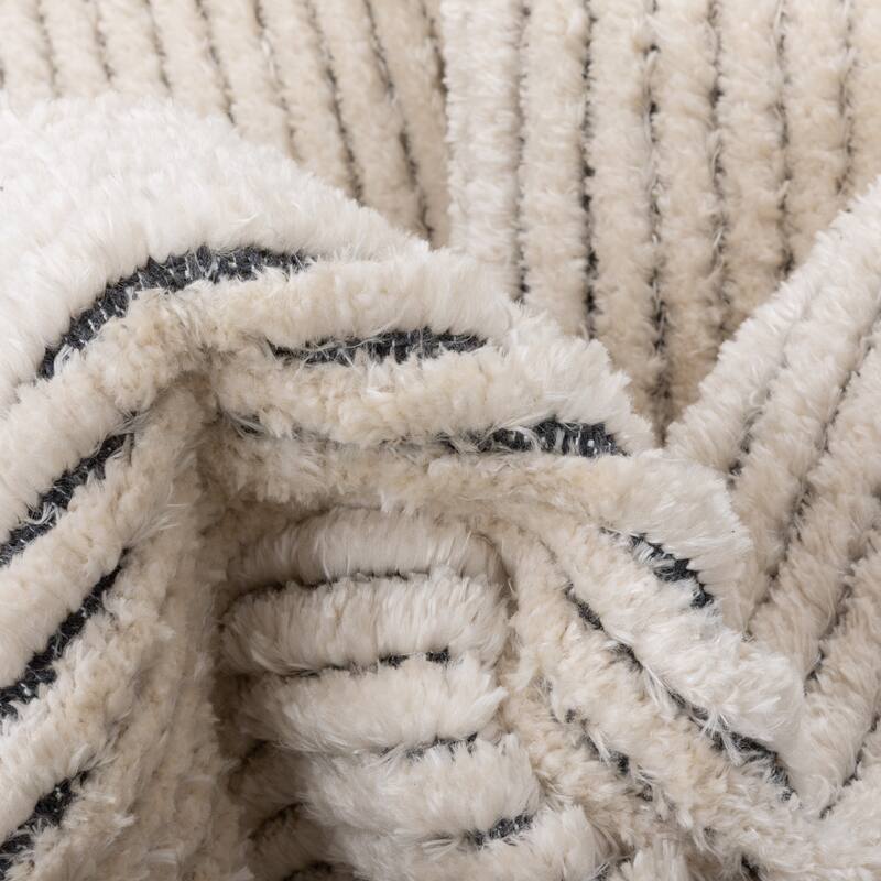 Well Woven Maya Adriel Solid Border Pattern High Low Area Rug