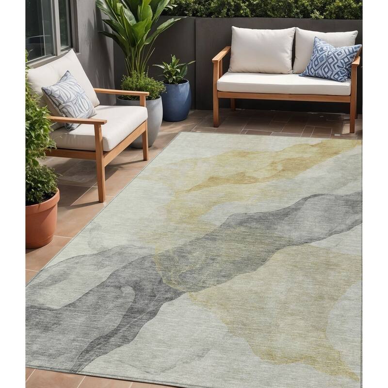 HomeRoots Abstract Transitional Rectangle Outdoor Rug - 5' X 8'