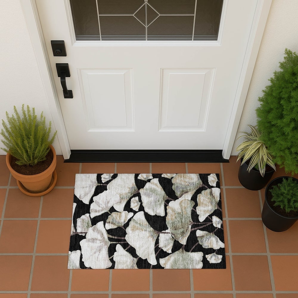 Machine Washable Indoor/ Outdoor Floral Love Chantille Rug