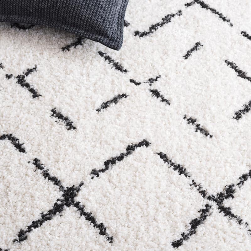 SAFAVIEH Arizona Shag Ghinwa 1.2-inch Thick Rug