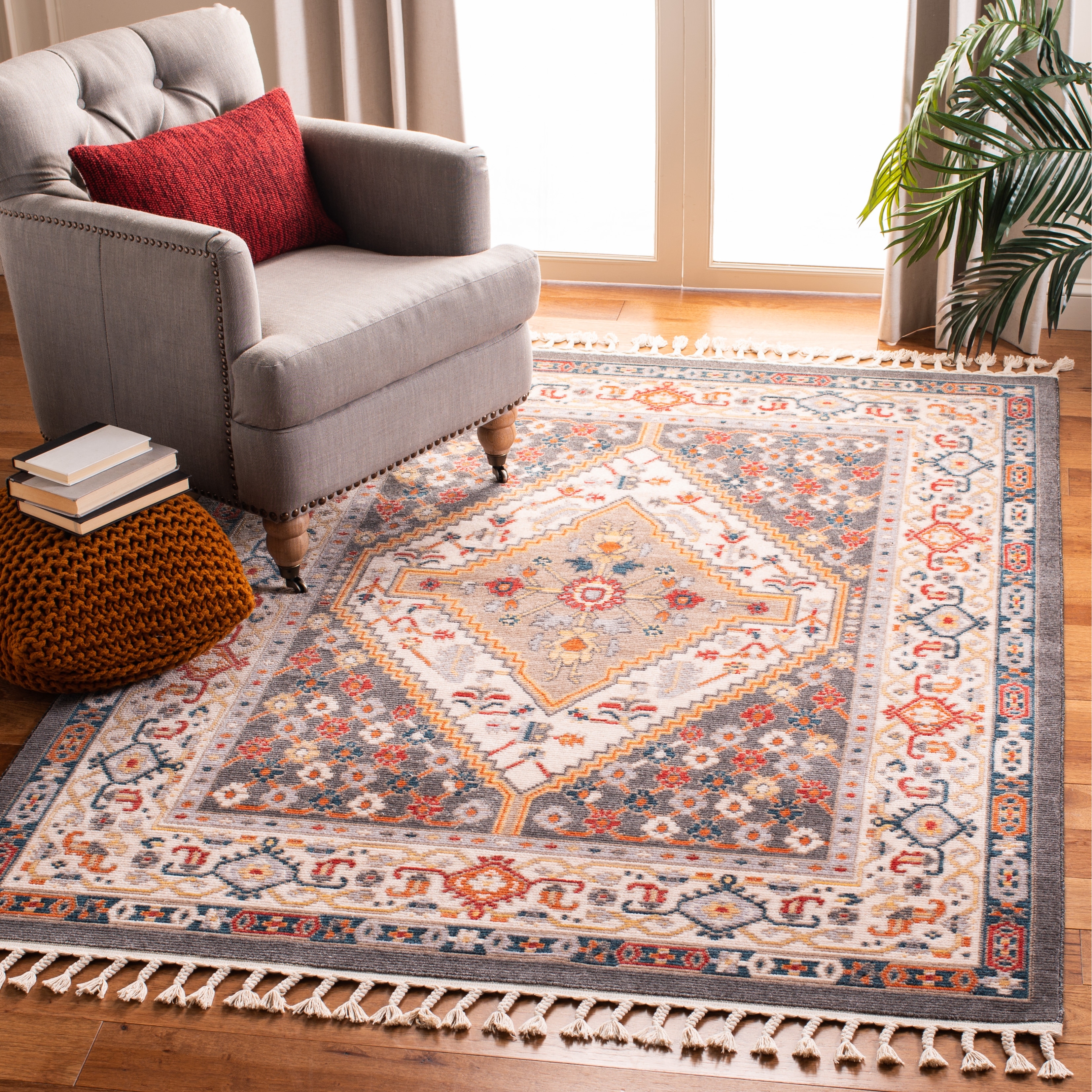 SAFAVIEH Farmhouse Umbertina Boho Tribal Rug