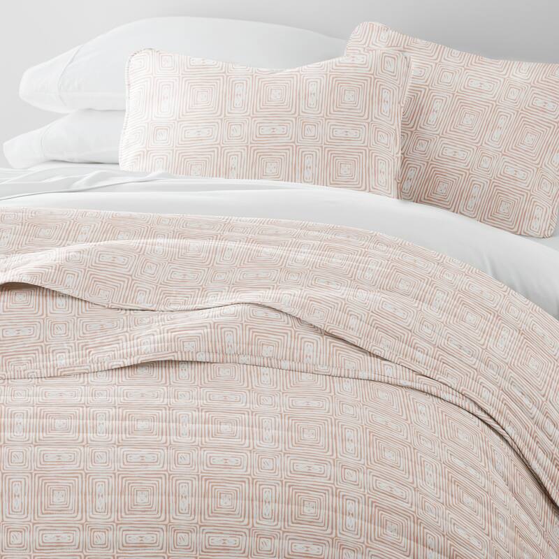 Becky Cameron All Season 3 Piece Patterned Quilt Set - Apricot - King