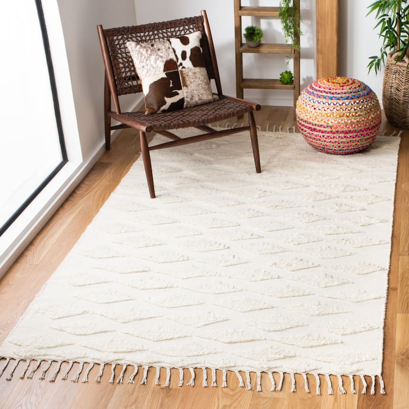 SAFAVIEH Handmade Casablanca Shag Rouba Tribal Wool Rug