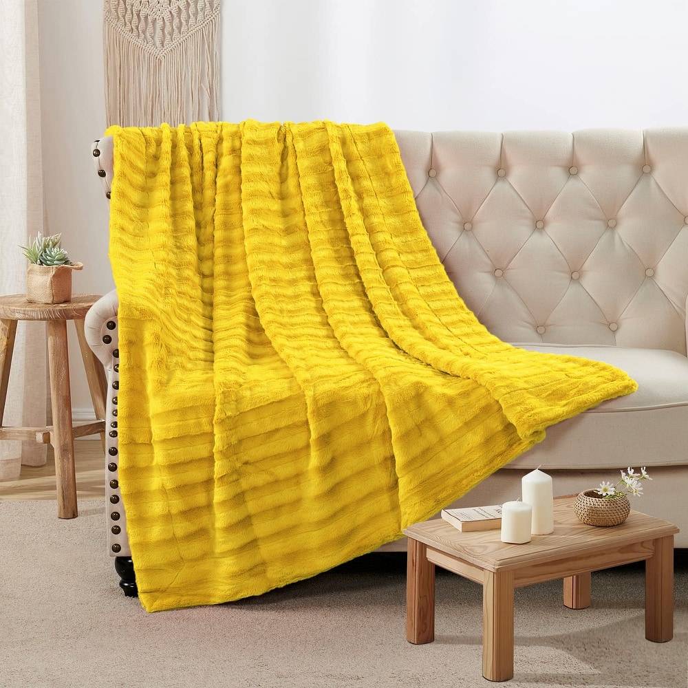 Derby Double Sided Fauxfur Throw