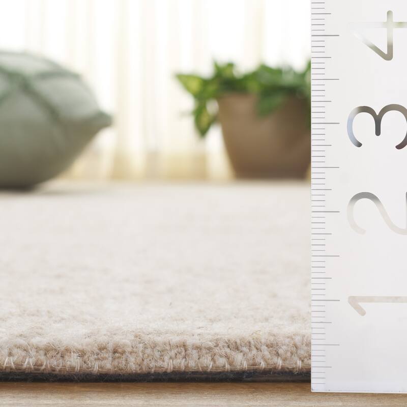 SAFAVIEH Handmade Genre Leiba Wool Rug