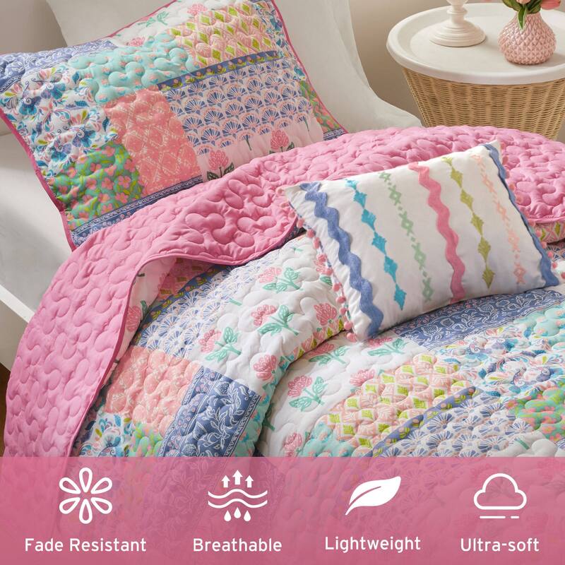 Intelligent Design Nellie Quilt Set