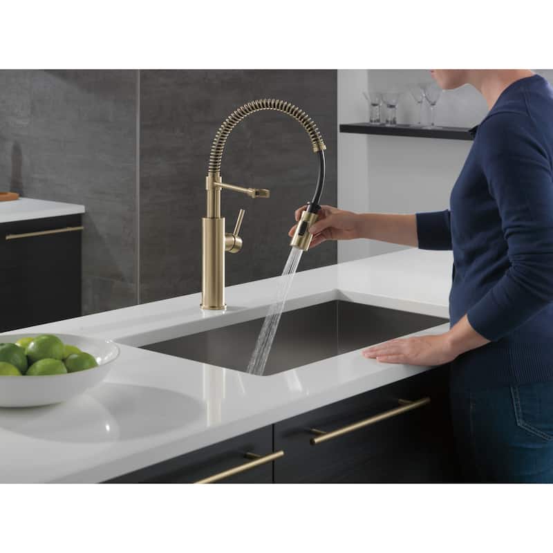 Delta Antoni 1.8 GPM Single-Handle Pull-Down Pre-Rinse Kitchen Faucet