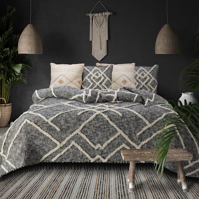 Sevita Tufted Geometric Diamond and Distressed Coverlet
