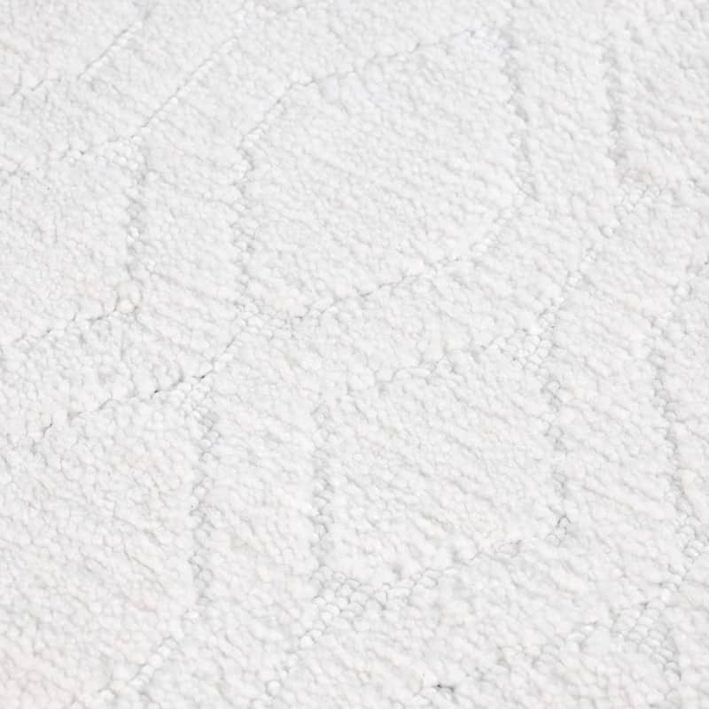 Blue Nile Mills Diamond Lattice Textured Non-Slip Washable Bath Rugs - Set of 2