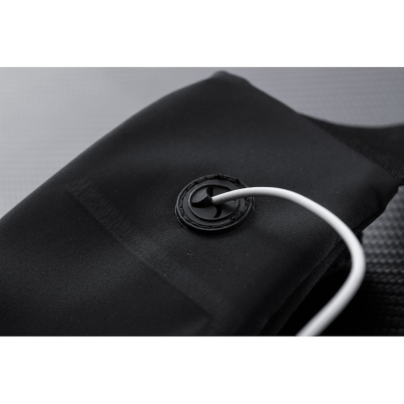 Water-Resistant Sport Waist Pack Running Belt with Reflective Strip