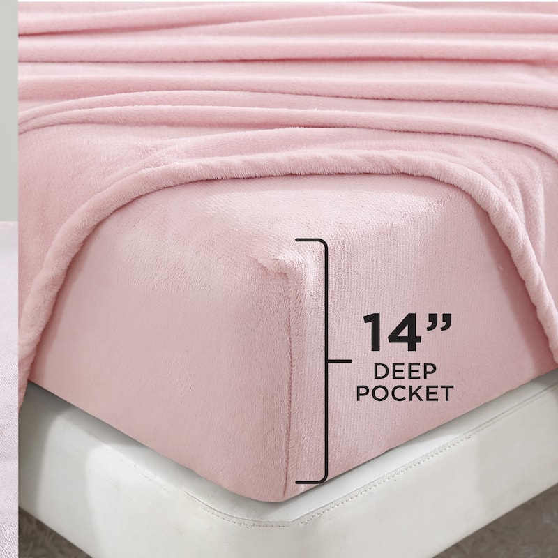 Juicy Couture Plush Sheet and Pillow Cases Set