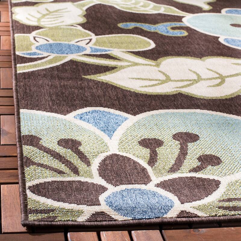 SAFAVIEH Veranda Mefkure Indoor/ Outdoor Waterproof Patio Backyard Rug