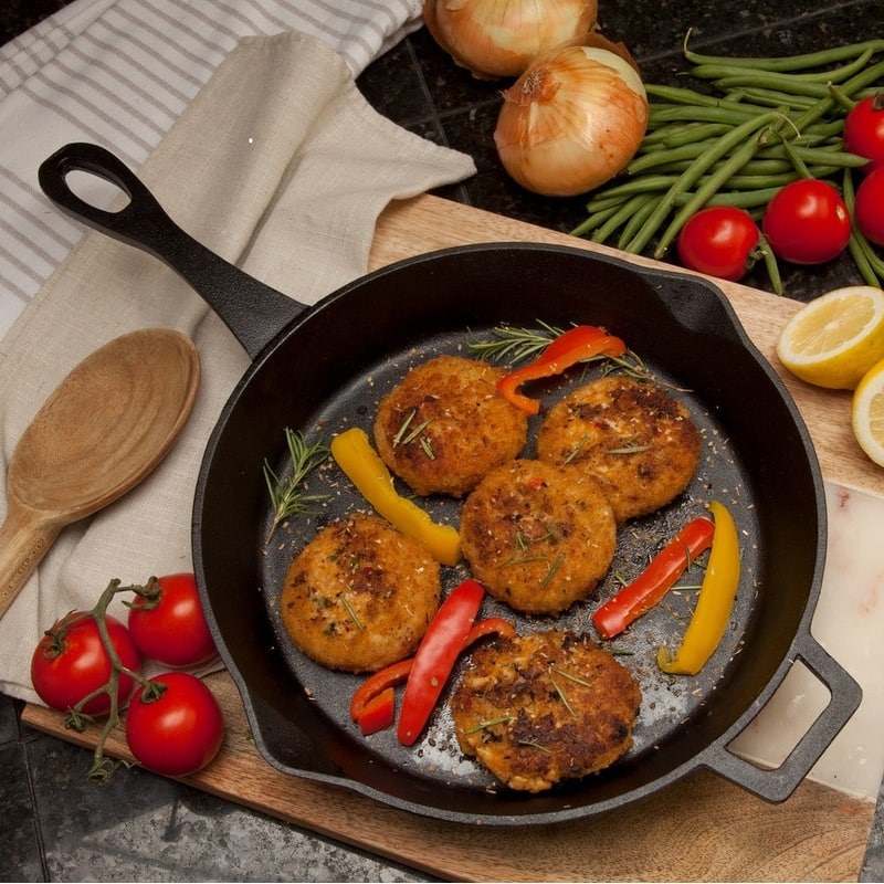 Bayou Classic® 3-pc Cast Iron Skillet Set with/ Helper Handle