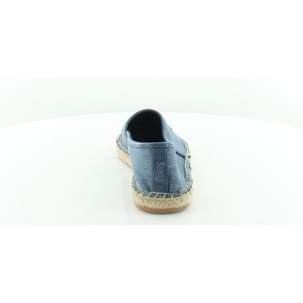 circus queen bee shoes
