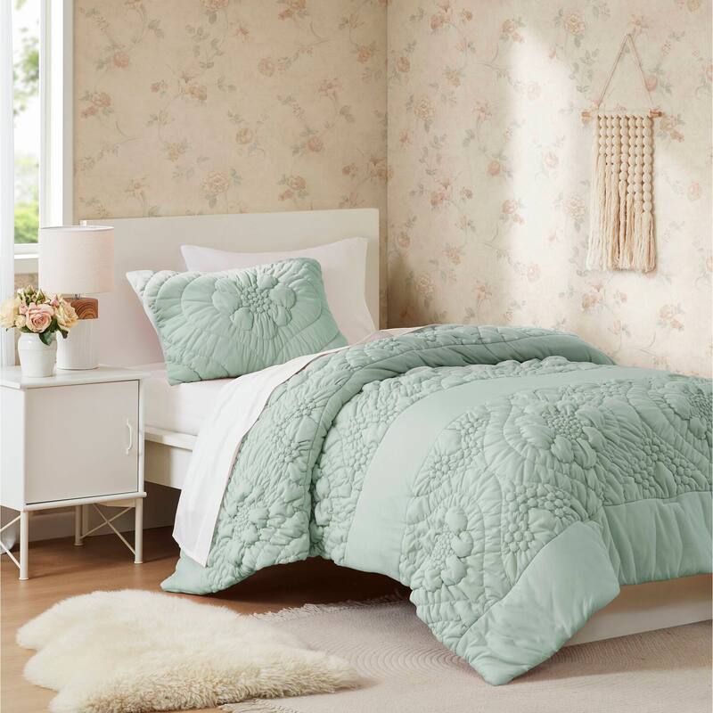 Madison Park Elise Comforter Set