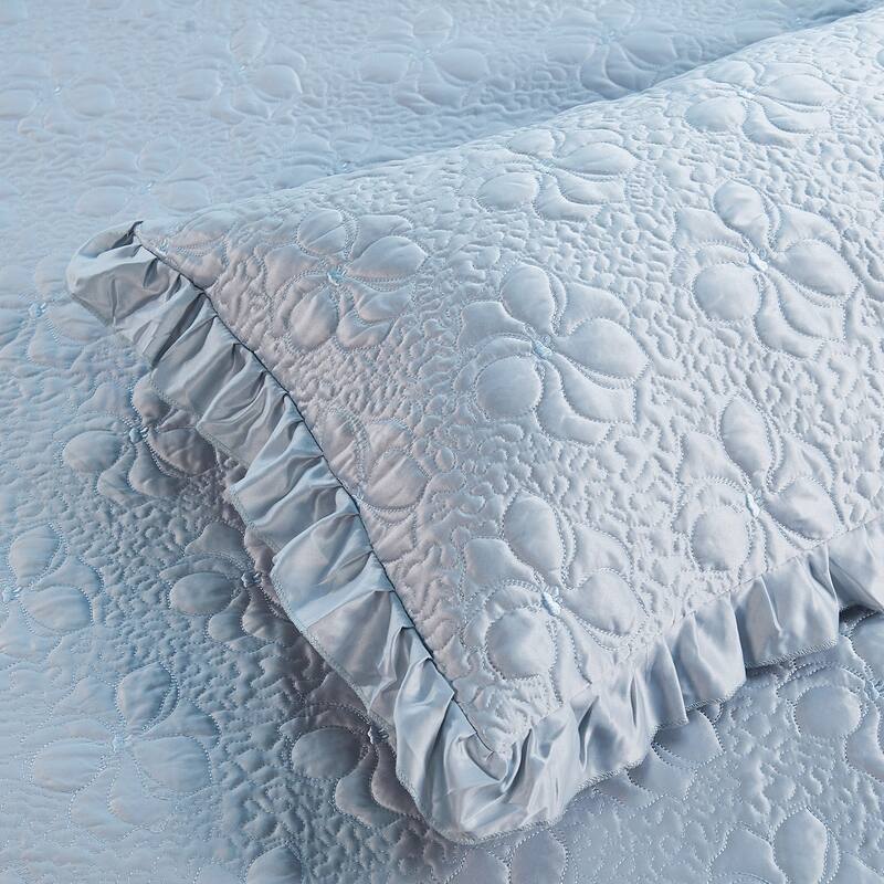 Serent Matte Satin Ruffle Bedspread Set