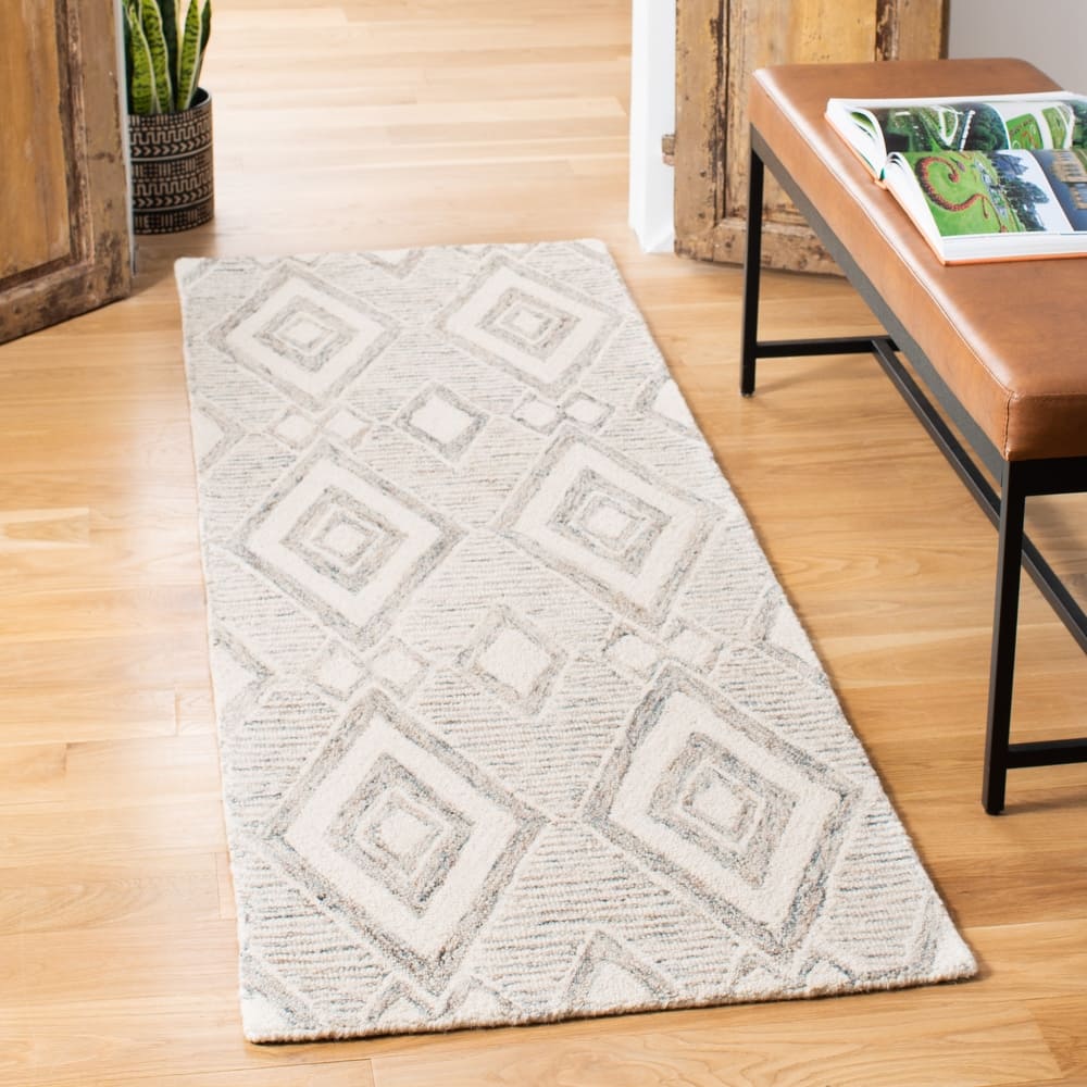 SAFAVIEH Handmade Micro-Loop Eduartina Wool Rug