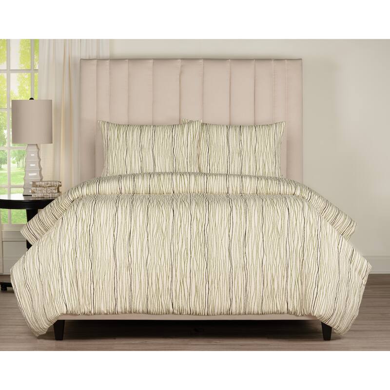 Magnolia Home Fashions Meander Palm Duvet cover & shams Set