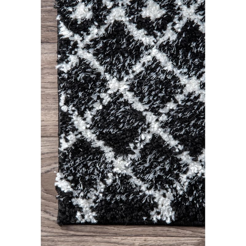 Nuloom Beige Geometric Moroccan Trellis Shag Rug