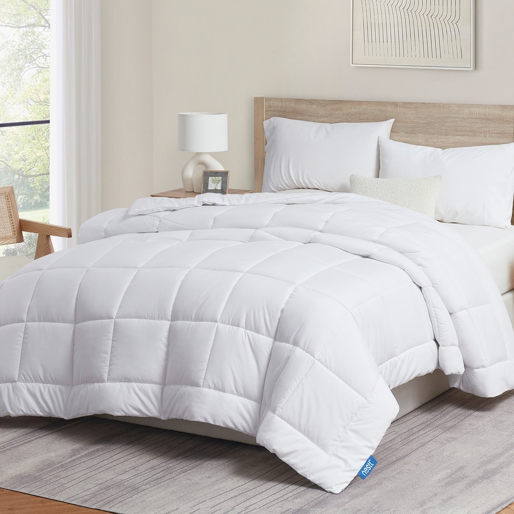 Empyrean All Season Lightweight Down Alternative Comforter