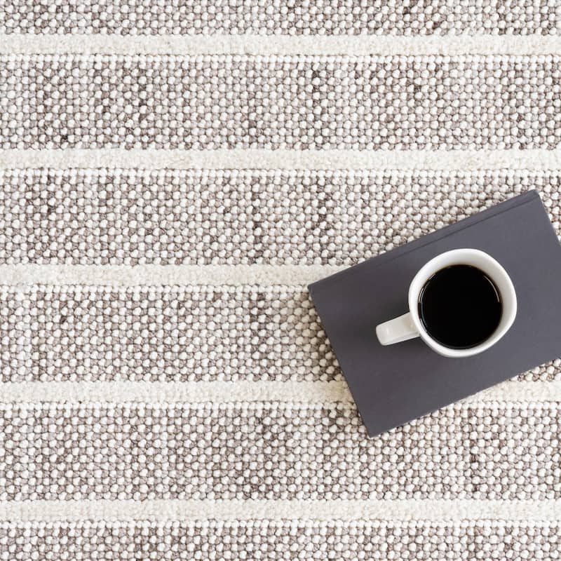 Nuloom Lucretia Striped Tassels Area Rug