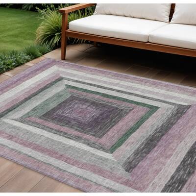 HomeRoots Geometric Transitional Rectangle Outdoor Rug