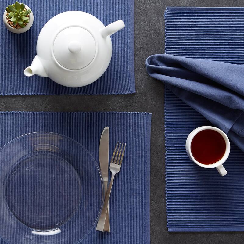 DII Barn Red Ribbed Placemat Set/6