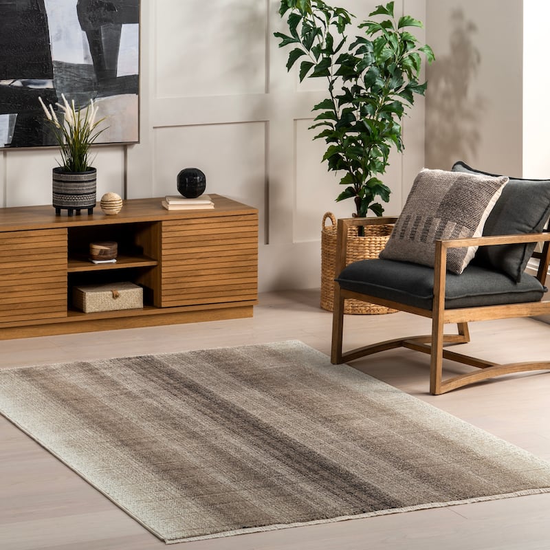 Nuloom Estrella Casual Striped Fringe Area Rug - 5' x 7'10" - Brown