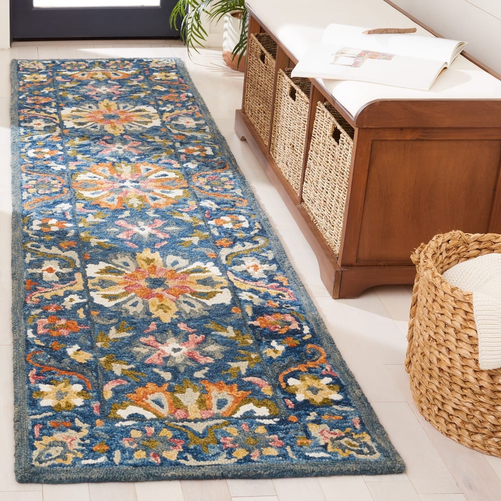 SAFAVIEH Handmade Aspen Sanije Boho Wool Rug