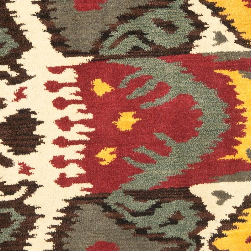 SAFAVIEH Handmade Ikat Shianne Modern Wool Rug