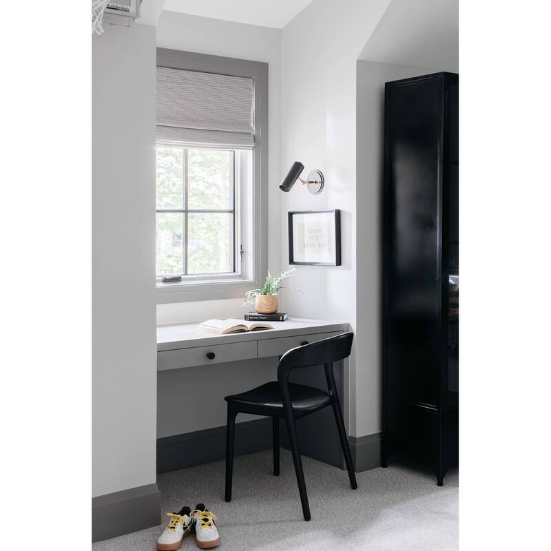 Hudson Valley Lighting Bushwick 8" Tall Wall Sconce