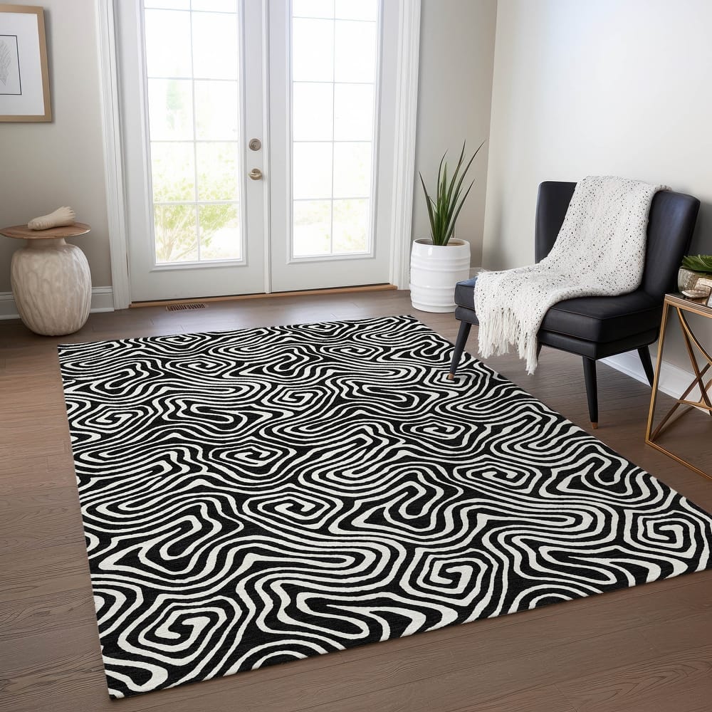Machine Washable Indoor/ Outdoor Modern Trance Chantille Rug