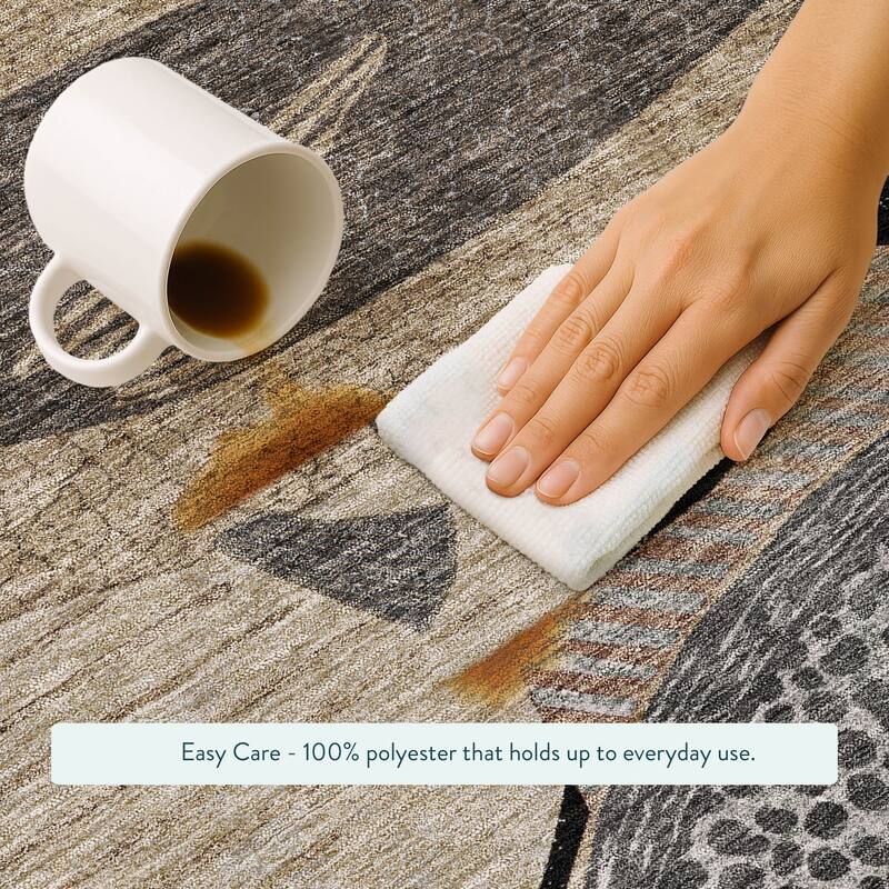 Machine Washable Indoor/ Outdoor Modern Fish Chantille Rug