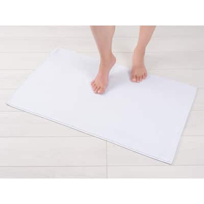 American Soft Linen 100% Cotton Bath Mat Rugs, 17x24 inches Slip Resistant Bottom Base Bath Mats for Bathroom