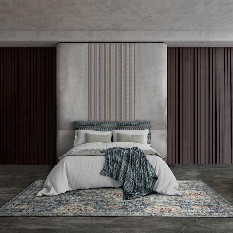 Luxe Weavers Vintage Medallion Area Rug