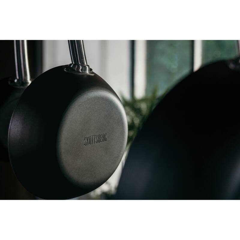 Skottsberg 11 in. Carbon Steel Wok