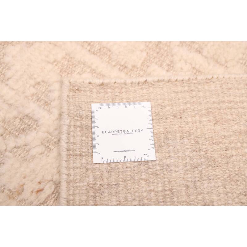 ECARPETGALLERY Hand-knotted Tangier Cream Wool Rug - 5'0 x 7'10