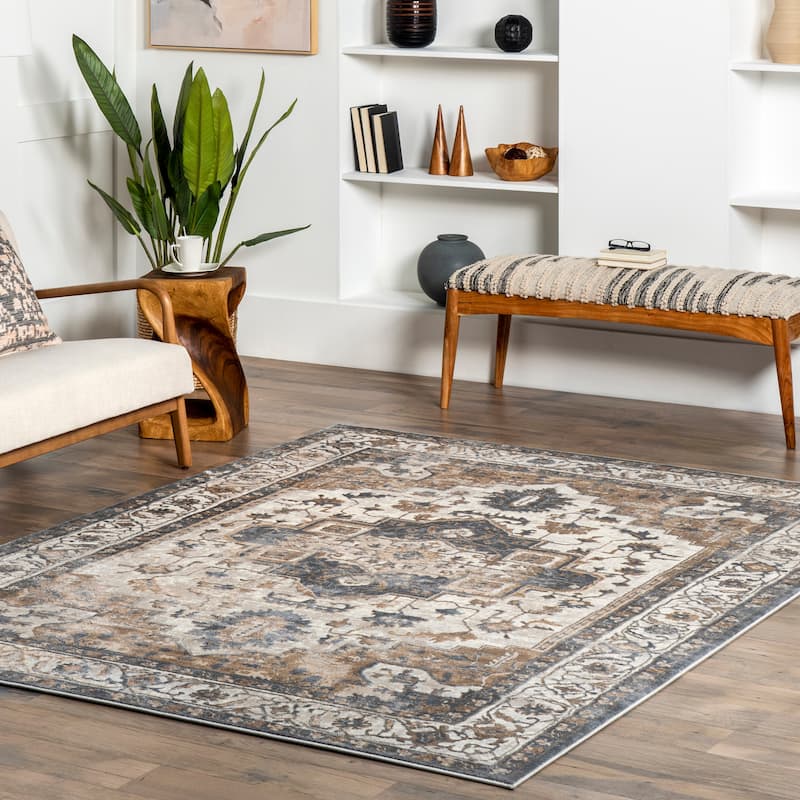 Nuloom Sian Persian Vintage Medallion Area Rug - 4' x 6' - Beige - Rectangle
