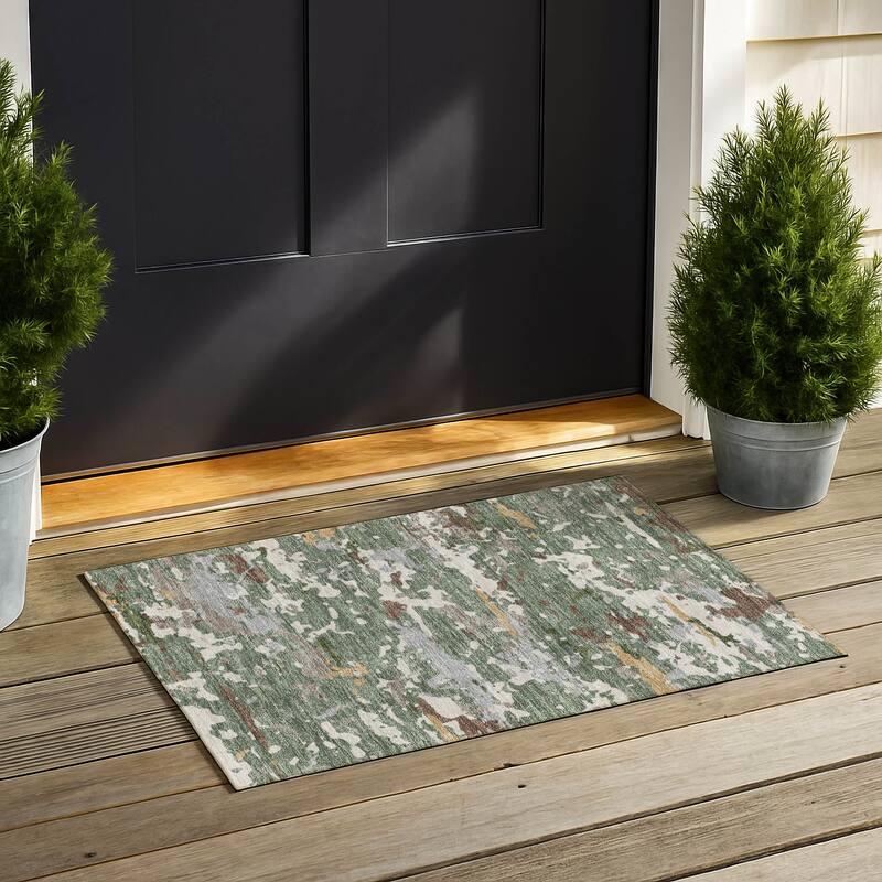 Machine Washable Indoor/ Outdoor Modern Calhan Chantille Rug - Basil - 1'8" x 2'6"