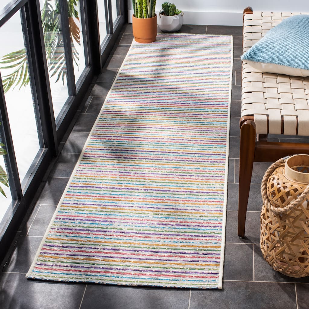SAFAVIEH Summer Willemien Boho Indoor/ Outdoor Waterproof Patio Backyard Rug
