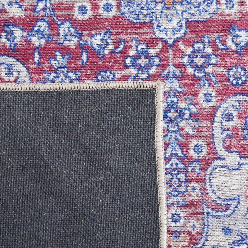 SAFAVIEH Serapi Machine Washable Tressie Medallion Distressed Rug