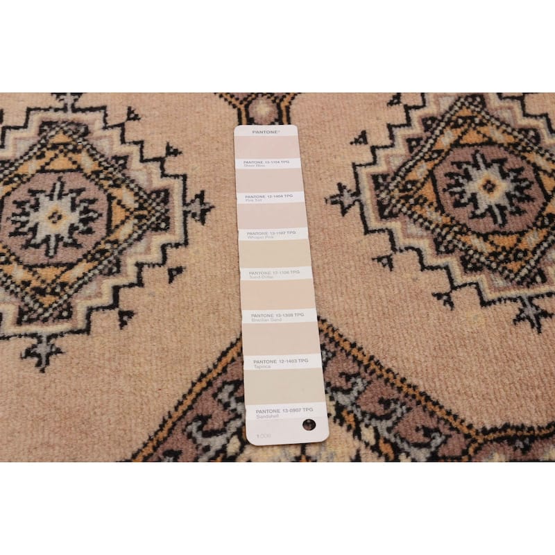 ECARPETGALLERY Hand-knotted Finest Peshawar Bokhara Beige Wool Rug - 4'1 x 6'6